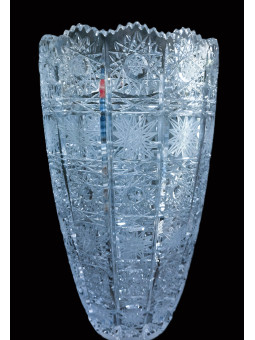 Broušená oválná váza 25 cm
