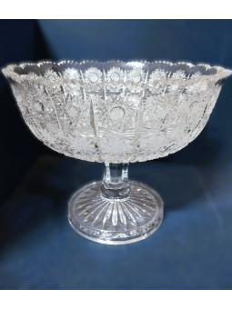 Open cut bowl 25 cm, on a leg